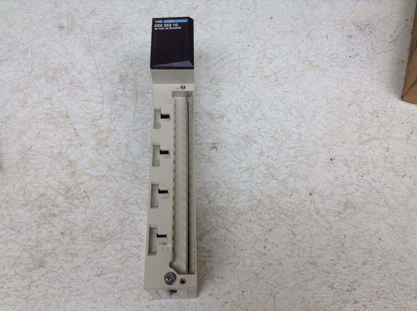 (140DDI35300输入模块)施耐德 Schneider的输入模块 全新原装进口现货供应