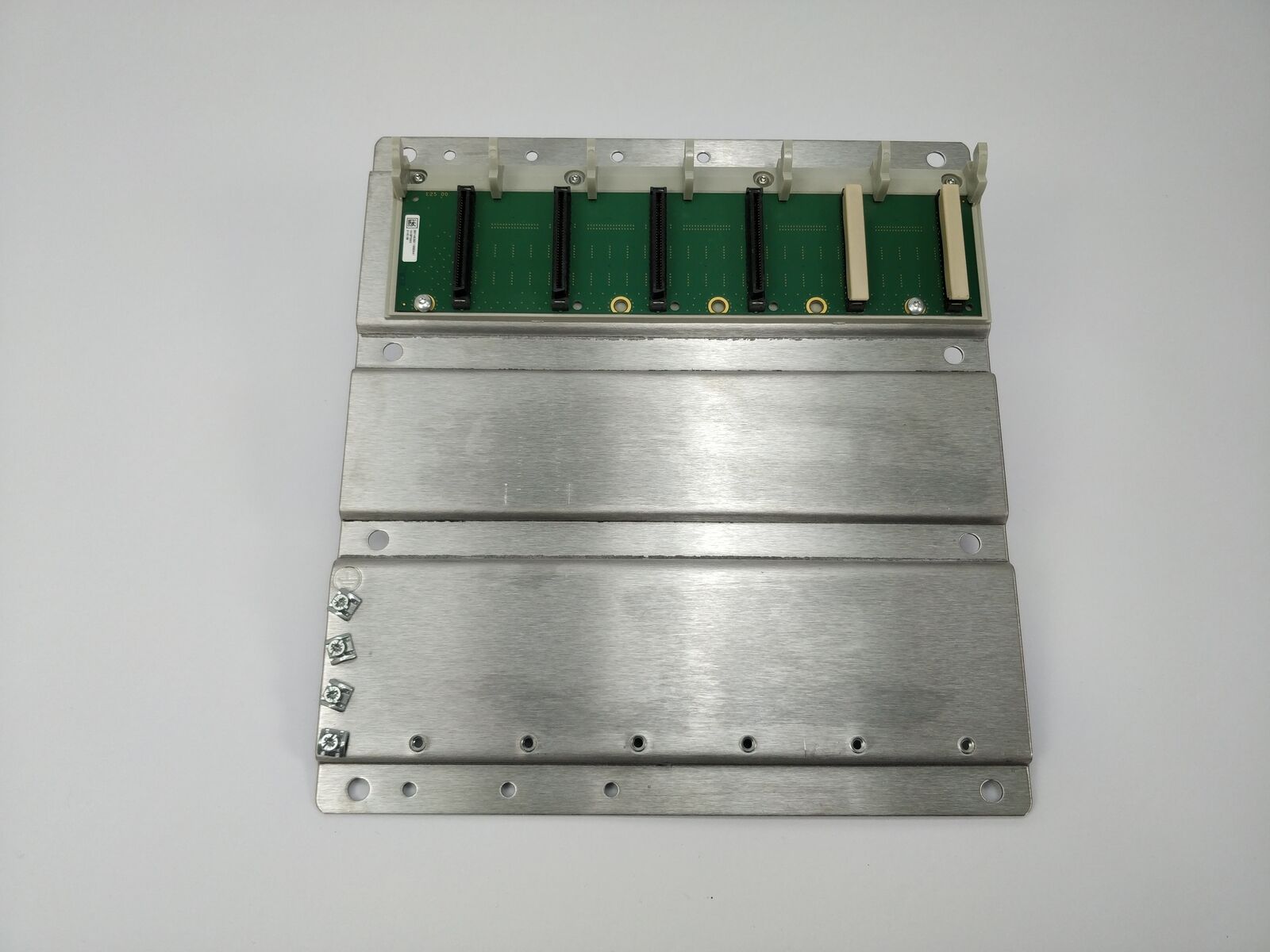 (140XBP01600 插槽背板模块)正品进口施耐德 Schneider的模块 全新原装现货供应