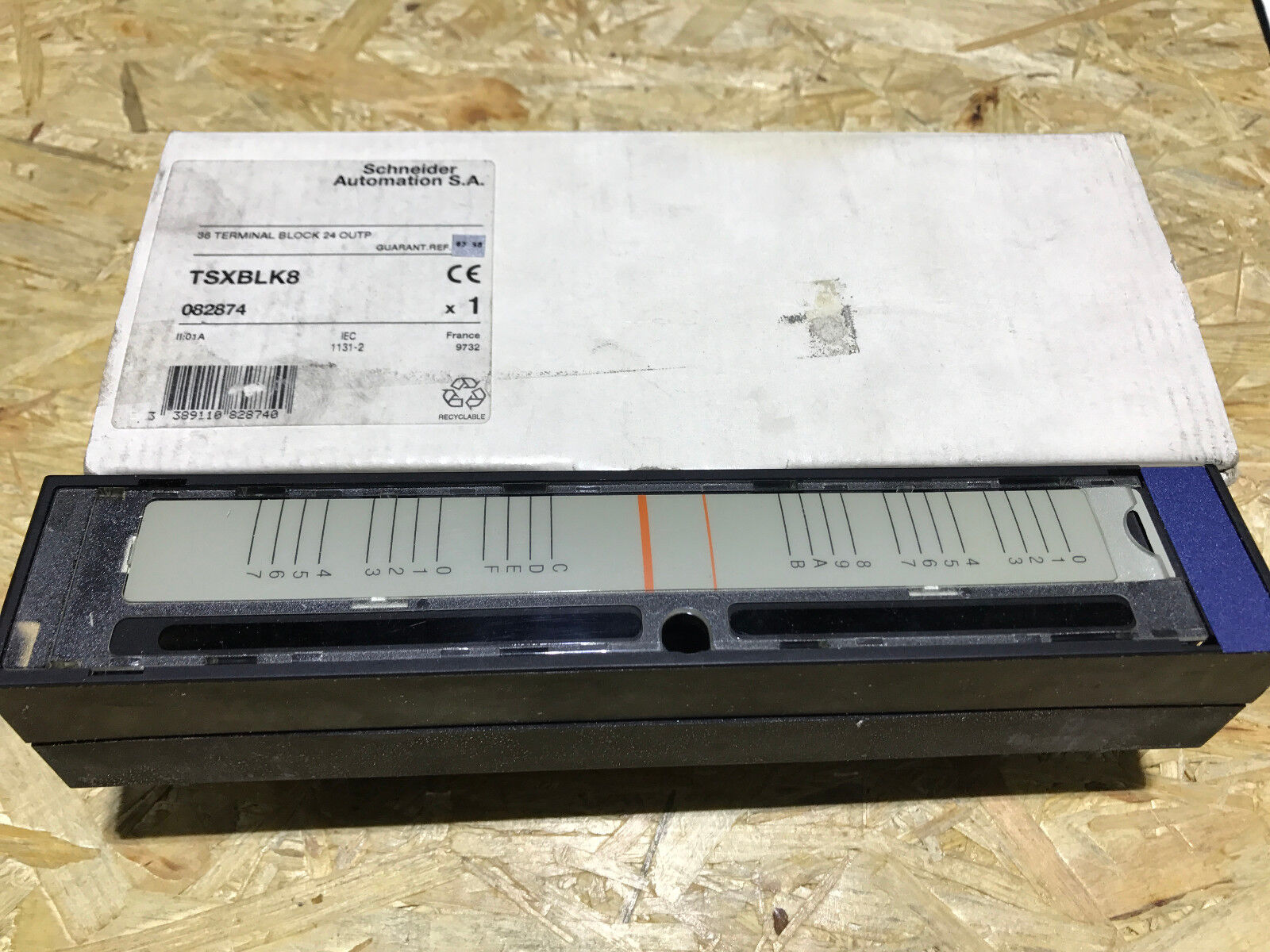 (TSXBLK8端子排模块)施耐德 Schneider的模块 全新进口正品原装 现货供应