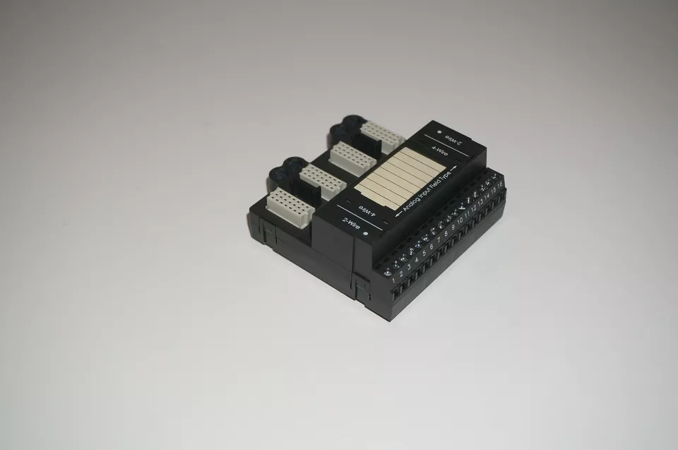 KJ3222X1-EA1 EMERSON 输入/输出（I/O）模块 原厂现货 全新质保 顺丰包邮